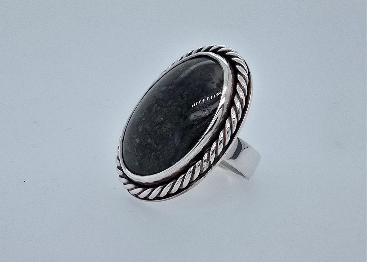 Zilveren ring met mosagaath