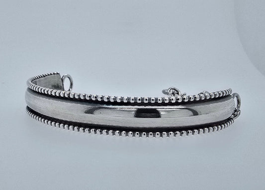 Zilveren armband, half massief en half ketting.